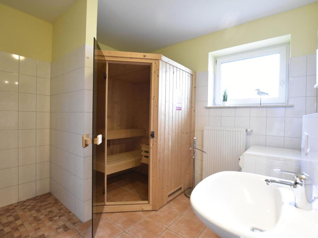 Cozy 5-bedroom Holiday Home in Zierow with Garden Zewnętrze zdjęcie