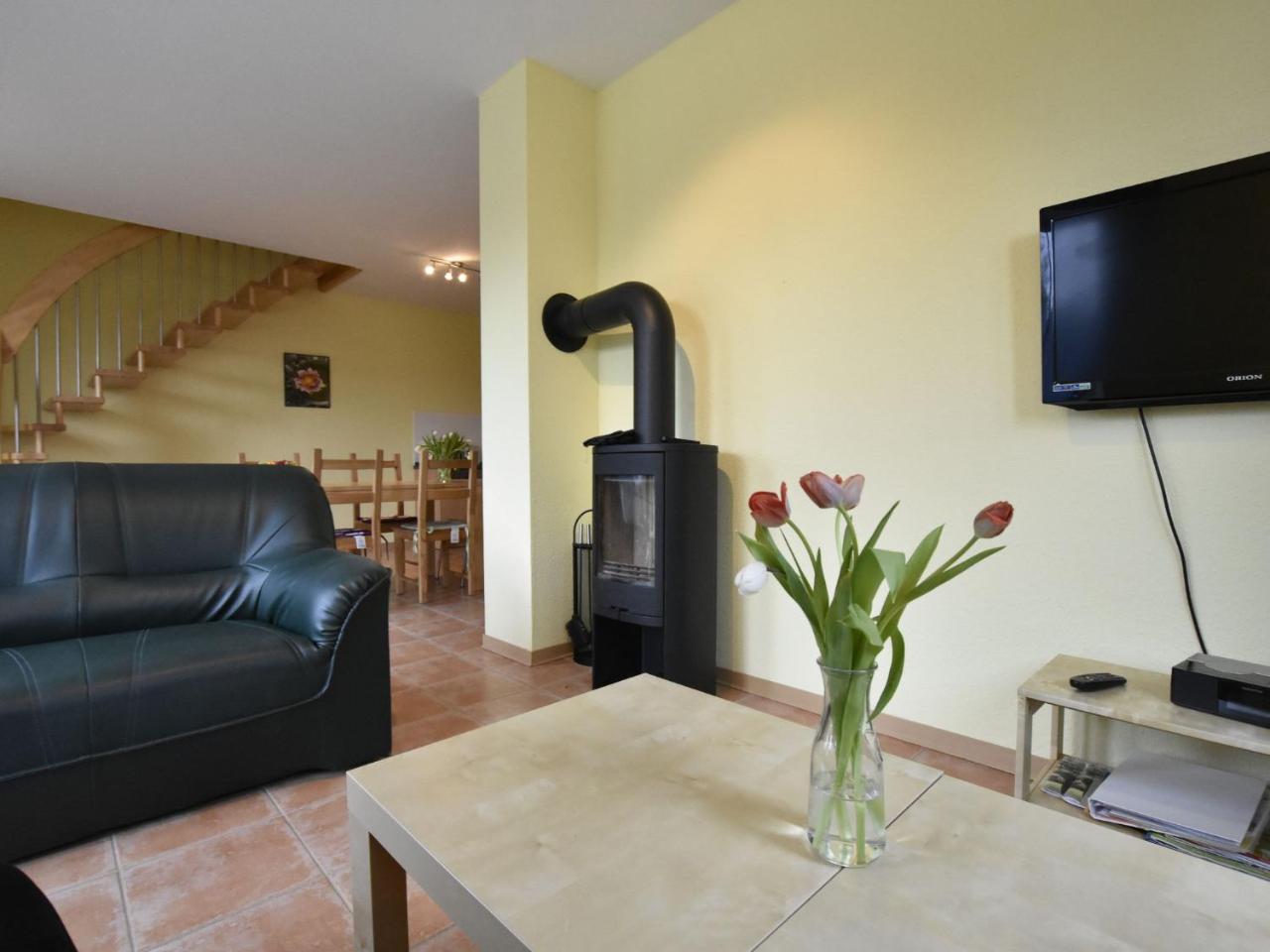 Cozy 5-bedroom Holiday Home in Zierow with Garden Zewnętrze zdjęcie